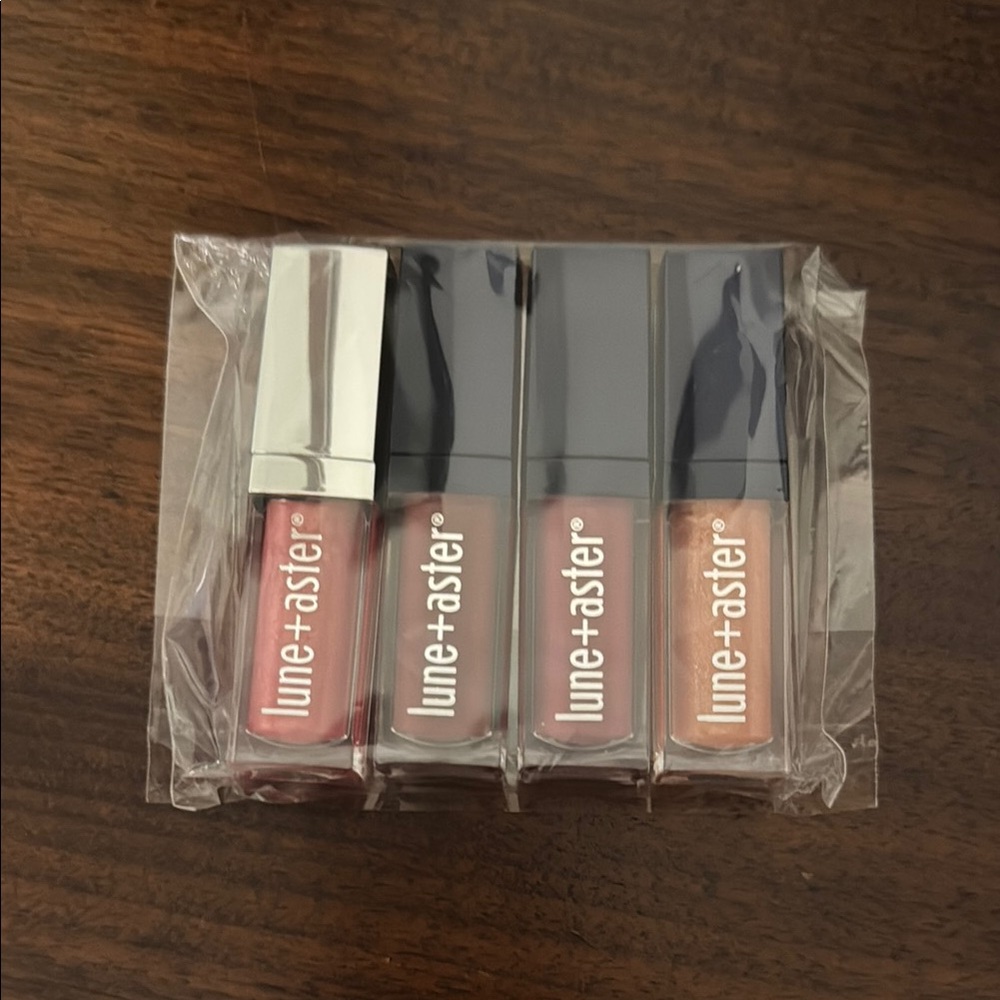 NWOT Lip Gloss Set - Pink and Brown Shades